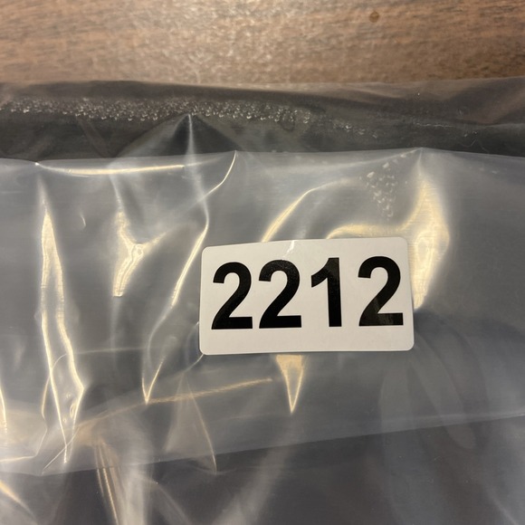 Nicole Miller Black And White Turtleneck Sweater Size XL - Picture 7 of 7